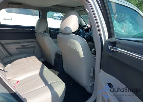 2006 Chrysler 300 Touring from USA, damaged, VIN 2C3KK53G96H450036